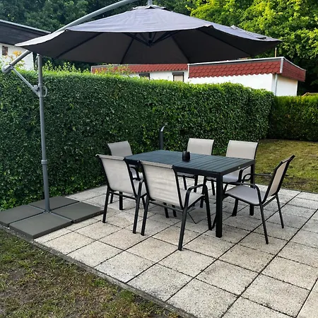 Nyaraló Datsche Im Gruenen *