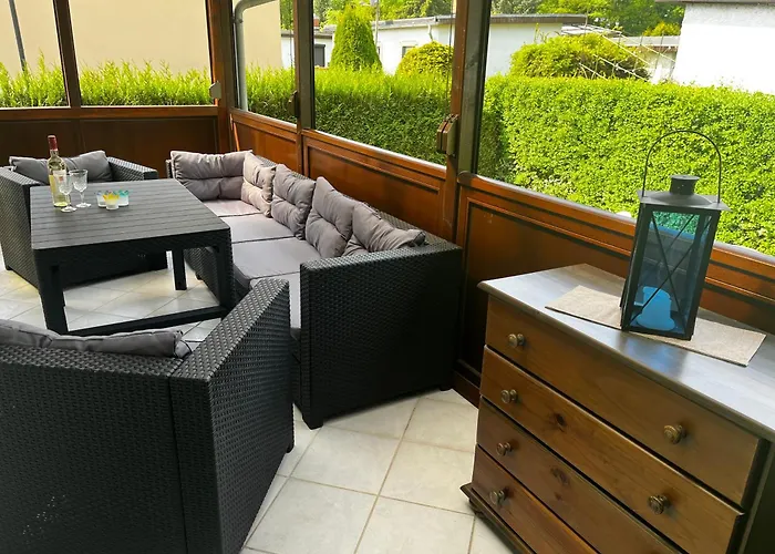 Datsche Im Gruenen *