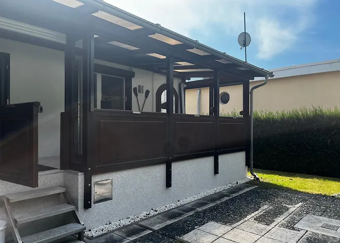 Datsche Im Gruenen *